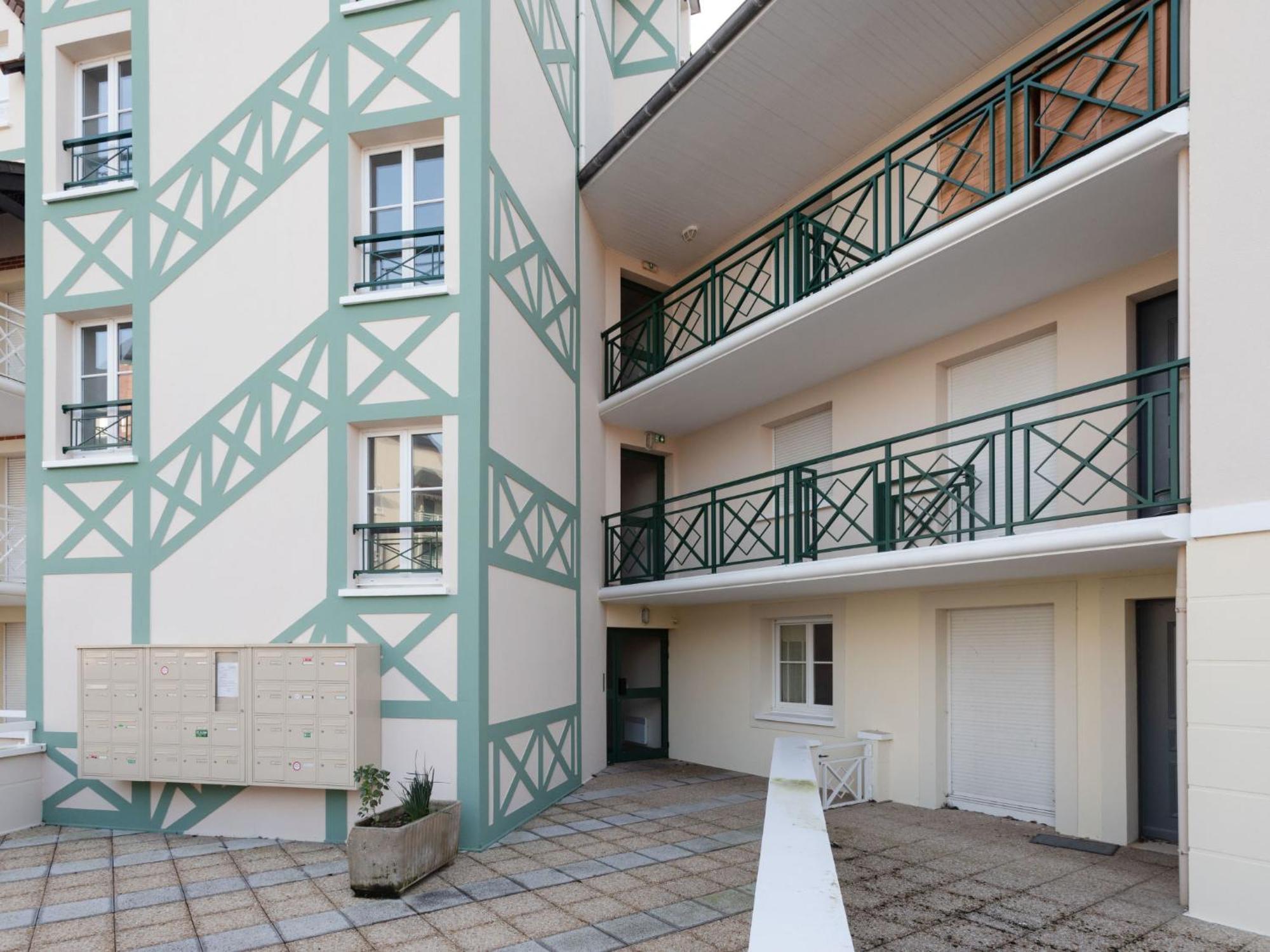Apartment Le Manoir By Interhome Cabourg Exterior photo