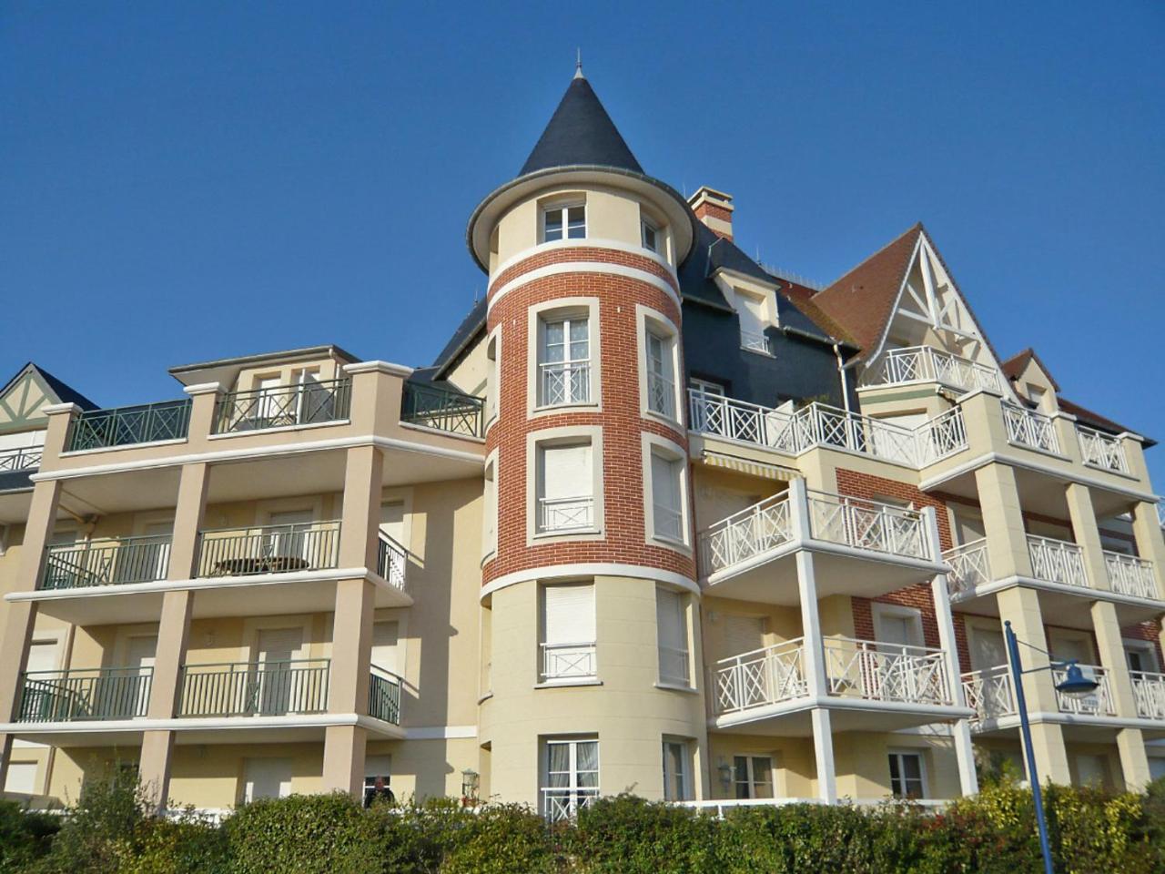 Apartment Le Manoir By Interhome Cabourg Exterior photo